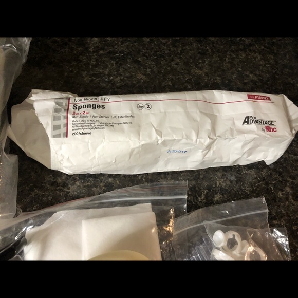 Eyelash Extension Supply Lot - Picture 11 of 13